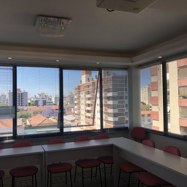 Quem somos - A DRAGON - Transformação & Prosperidade Empresarial é orientada pelas seguintes definições estratégicas:
CORE BUSINESS
Transformação & Prosperidade Empresarial
PROPÓSITO
Impactar no desenvolvimento social.
MISSÃO
Promover a transformação e a prosperidade empresarial com abordagem sistêmica, técnica e comportamental, focando o desenvolvimento social.
VISÃO DE FUTURO
Deixar como legado para futuras gerações, uma sociedade mais desenvolvida, justa e com melhor qualidade de vida. 